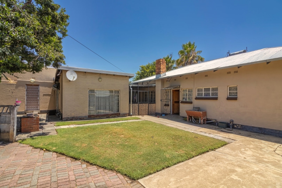 4 Bedroom Property for Sale in Suidrand Free State